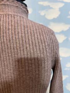 Elegant Turtleneck Knit Top