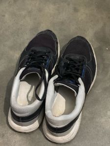 Black Running Shoes (Sega)