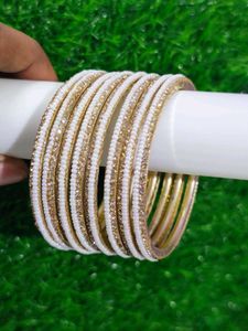 Beautiful Lac Bengal Gold &amp; White