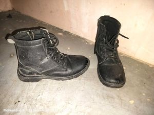 Shoe Island ® Leatherette Tan Black Edition Zipper