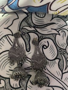 Silver Jhumka Earrings