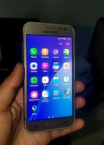 Samsung Galaxy J2 💫