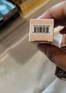 Fenty Beauty Gloss Bomb