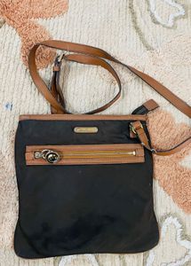 ✨ Michael Kors Crossbody Bag ✨