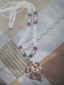 Elegant Beaded Necklace