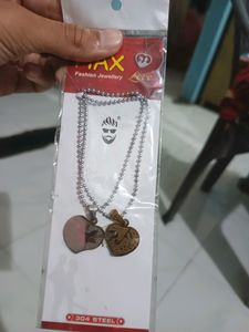 Cool MAGNETIC Couple Locket