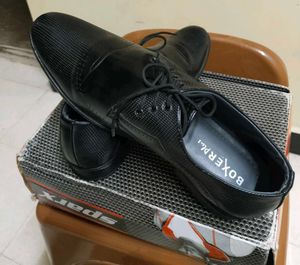 Boxer Black Perforated Dress Shoes
