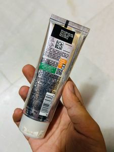 Garnier Bright Complete Vitamin C Cleanser