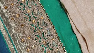 Beautiful Heavy Saree With Blouse 🥰
