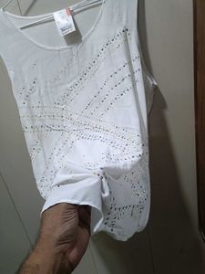 Levi&#39;s Embellished Tank Top