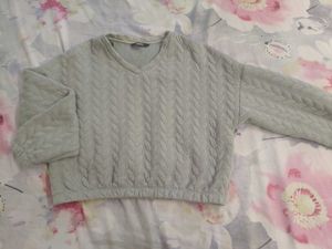 Cozy Light Green Crop Sweater(Size M)