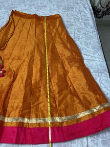 Lenga Choli With Padded Blouse And Contrast Dupata