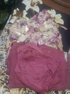 a rajasthani saree with work on it