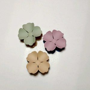 Flower Hair Clips - 3 Pcs