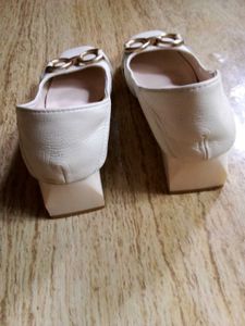 Beige Heel