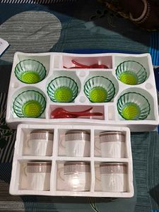 Dinnerware Set