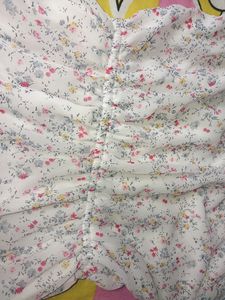 A Floral Print Top For Summer