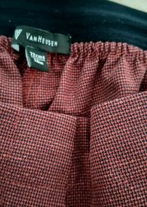 Van Heusen Pant In Excellent Condition
