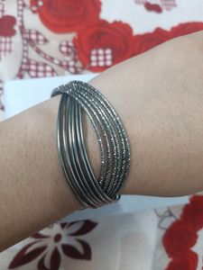 Pretty BRACELET