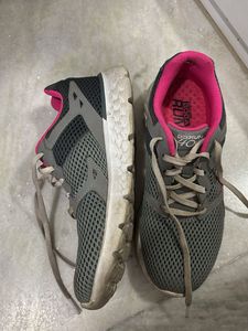 Skechers GoRun 400 Athletic Shoes