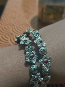 Floral Bangle Set