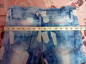 Women&#39;s Jeans