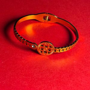 Elegant Gold-Tone Bracelet