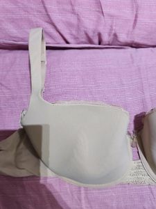 La Senza 38 C Bra Underwired