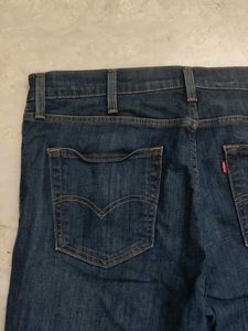 Levi&#39;s Dark Wash Jeans