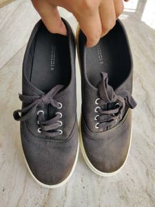 H&amp;m Divided Sneaker