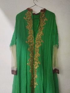 Elegant Green Embroidered Kurta 💚