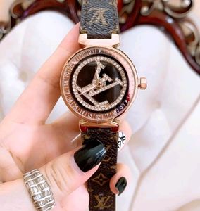 LV Rotating Watch Offer😍