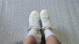 Alexander McQueen Authentic Sneaker.