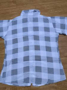 Checkered Short Sleeve Shirt