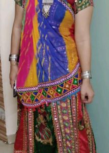 Red Nd Green Chaniyacholi