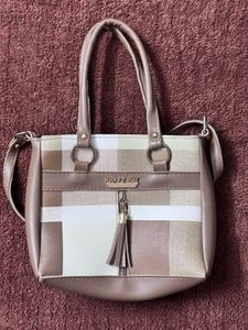 Stylish Sling Bag 🤩