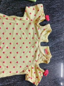 Price Drop!Babyhug Girls Stylish T-shirt 6-9 Month
