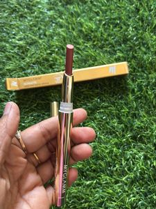 Myglamm Ultimate Long stay Matte Lipstick