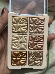 Mars Glowzilla Face Kit