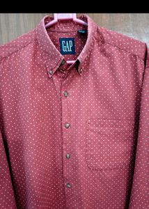 GAP Shirt