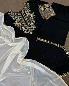 Bridal Heavy Kurta Pant Dupatta Set M Size