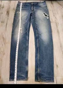 sc2755 HRX Distressed Jeans size 36