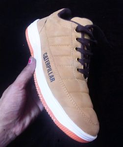 NEW No USED SPORTS SHOES FOR MAN.