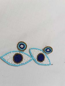 Pick Earing In Coins