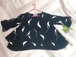 Elegant Abstract Print Top