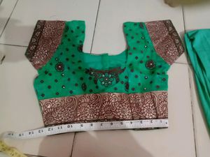 Fully Stitched Saree With Blouse Nd Peticot