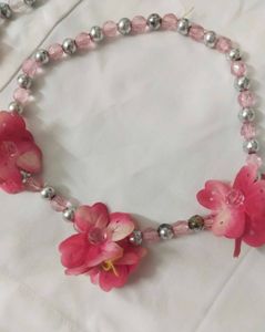Floral Beaded Necklace
