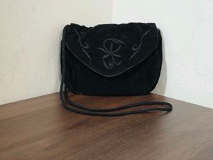 Vintage Velvet Sling Bag With Embroidery