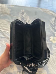 Black Sling Bag🖤