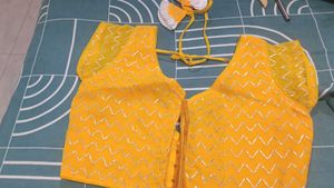 Gota Design Short Sleeve Blouse